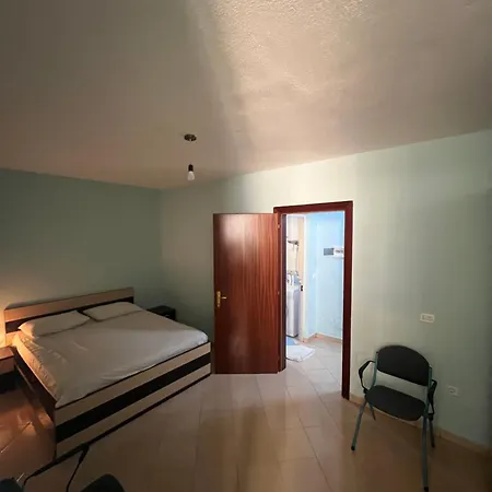 Apartment Cozy In Golem (Tirana)